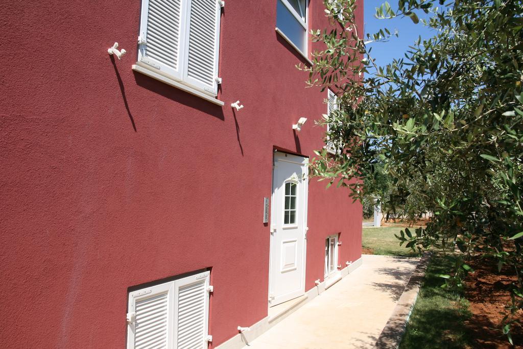 Apartments Roza メドゥリン 部屋 写真