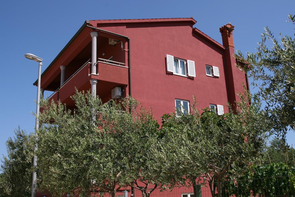 Apartments Roza メドゥリン 部屋 写真