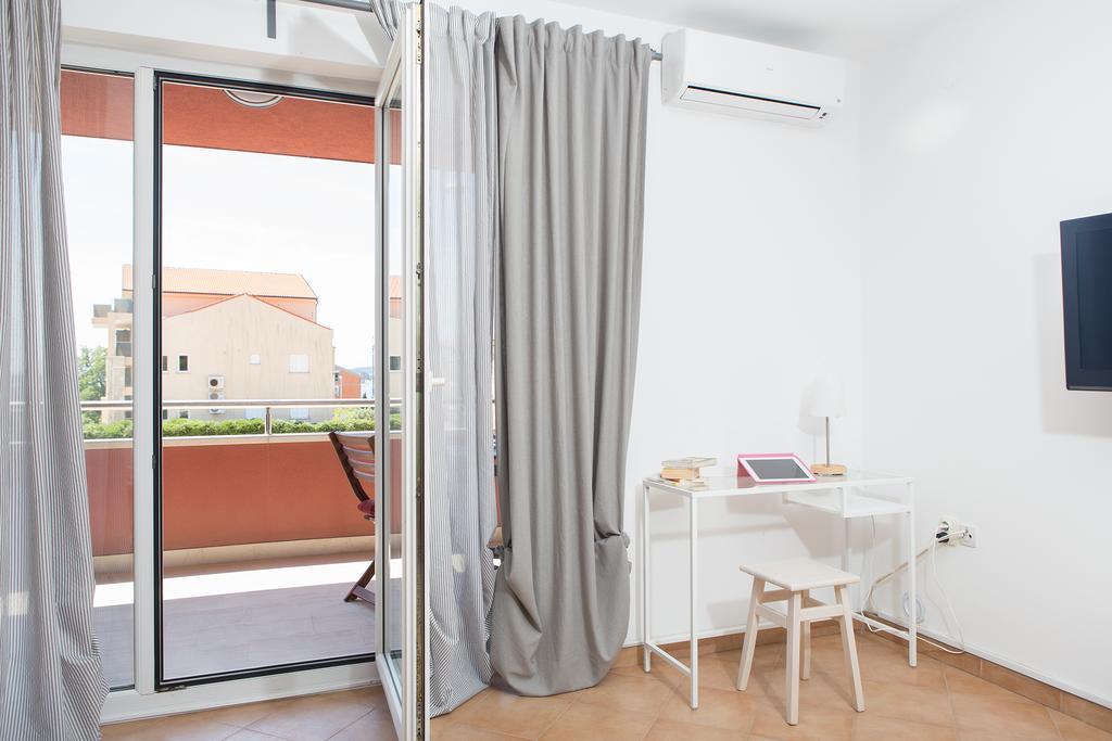 Apartments Roza メドゥリン エクステリア 写真